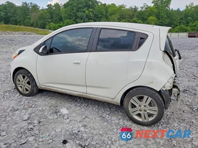 Drugie zdjęcie samochodu z przodu: 2015 CHEVROLET SPARK 1LT VIN:KL8CD6S96FC725117 - miniatura