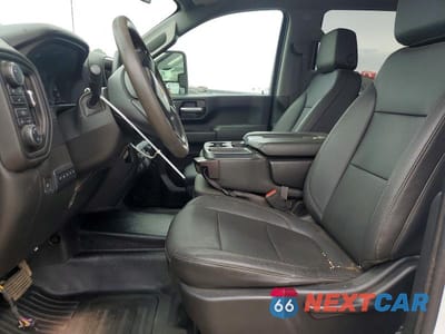 Zdjęcie 7 z 13 samochodu: 2022 CHEVROLET SILVERADO K3500 VIN:1GB4YSEY8NF290999 - miniatura