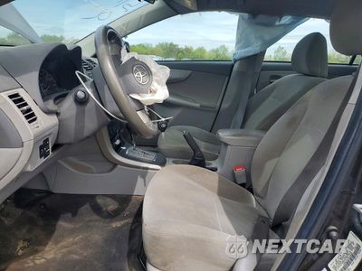 Zdjęcie 7 z 12 samochodu: 2010 TOYOTA COROLLA LE VIN:1NXBU4EEXAZ305908 - miniatura