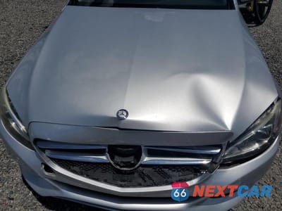 Zdjęcie 11 z 12 samochodu: 2015 MERCEDES-BENZ C 300 4MATIC VIN:55SWF4KB7FU064320 - miniatura