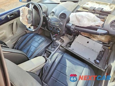 Zdjęcie 8 z 12 samochodu: 2001 VOLKSWAGEN NEW BEETLE GLS TDI VIN:3VWCP21C81M477509 - miniatura
