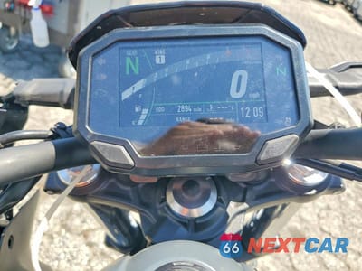 Zdjęcie 7 z 9 samochodu: 2025 KAWASAKI ER650 P VIN:ML5EREP14SDAD6883 - miniatura