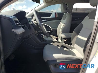 Zdjęcie 7 z 13 samochodu: 2023 VOLKSWAGEN TAOS SE VIN:3VVEX7B21PM314533 - miniatura