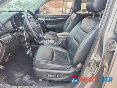 Zdjęcie 7 z 13 samochodu: 2012 KIA SORENTO SX VIN:5XYKWDA23CG288836 - miniatura