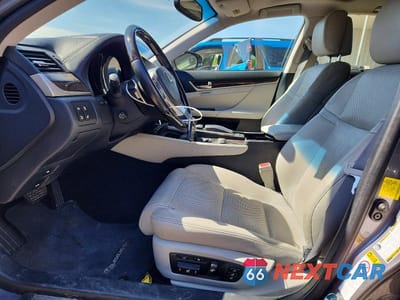 Zdjęcie 7 z 13 samochodu: 2013 LEXUS GS 350 VIN:JTHCE1BLXD5002602 - miniatura