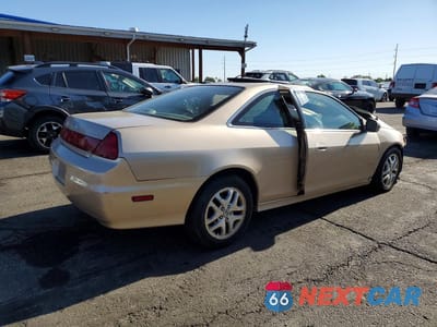 Trzecie zdjęcie samochodu z tyłu: 2002 HONDA ACCORD EX VIN:1HGCG22592A025636 - miniatura