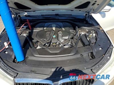 Zdjęcie 11 z 12 samochodu: 2016 BMW 750 XI VIN:WBA7F2C51GG419358 - miniatura