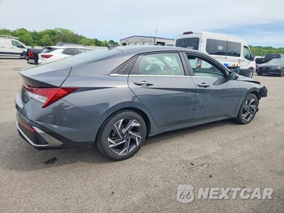Trzecie zdjęcie samochodu z tyłu: 2025 HYUNDAI ELANTRA SEL VIN:KMHLS4DG6SU880246 - miniatura