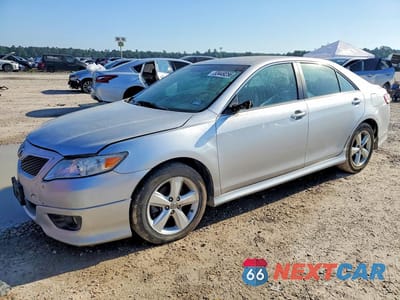 2011 TOYOTA CAMRY SE 4T1BF3EK0BU773545 - główne zdjęcie licytacji z USA - miniatura