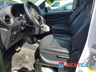Zdjęcie 7 z 13 samochodu: 2023 MERCEDES-BENZ METRIS VIN:W1YV0CEY7P4330190 - miniatura