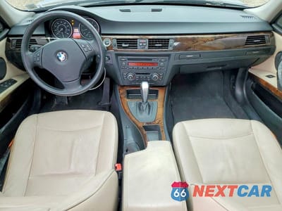 Zdjęcie 8 z 12 samochodu: 2011 BMW 335 XI VIN:WBAPL5C51BA919946 - miniatura