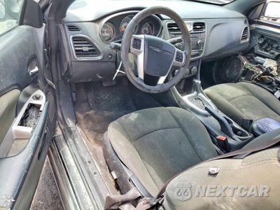 Zdjęcie 8 z 12 samochodu: 2012 CHRYSLER 200 TOURING VIN:1C3BCBEB8CN145174 - miniatura