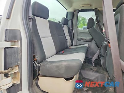 Zdjęcie 10 z 12 samochodu: 2009 CHEVROLET SILVERADO K1500 VIN:1GCEK19069Z205601 - miniatura