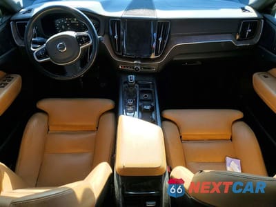 Zdjęcie 8 z 13 samochodu: 2020 VOLVO XC60 T5 INSCRIPTION VIN:YV4102DL3L1424336 - miniatura