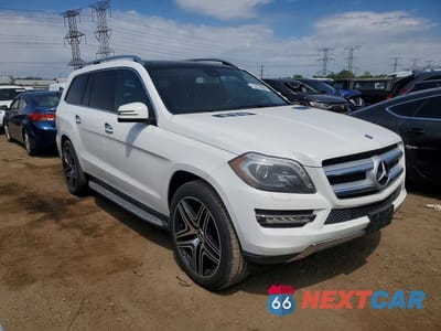 Czwarte zdjęcie samochodu z boku: 2014 MERCEDES-BENZ GL 450 4MATIC VIN:4JGDF7CE7EA283025 - miniatura