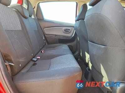 Zdjęcie 10 z 12 samochodu: 2016 TOYOTA YARIS 5-DOOR L VIN:VNKKTUD37GA069310 - miniatura