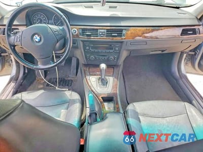 Zdjęcie 8 z 12 samochodu: 2006 BMW 325 I VIN:WBAVB13506K000894 - miniatura