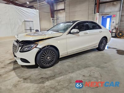 2015 MERCEDES-BENZ C 300 4MATIC 55SWF4KB4FU073024 - główne zdjęcie licytacji z USA - miniatura