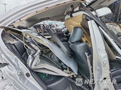 Zdjęcie 10 z 12 samochodu: 2010 HONDA ACCORD VIN:1HGCP2F85AA183684 - miniatura