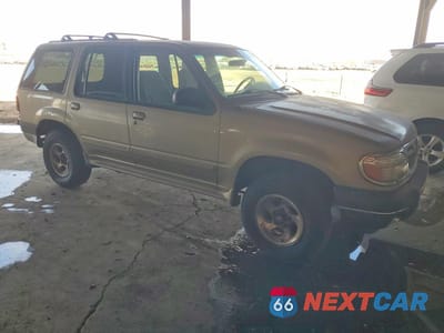 Czwarte zdjęcie samochodu z boku: 2000 FORD EXPLORER XLT VIN:1FMZU63X7YZB78627 - miniatura