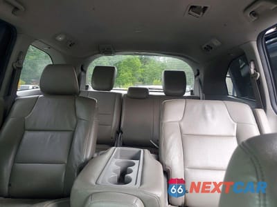 Zdjęcie 10 z 13 samochodu: 2015 HONDA ODYSSEY EXL VIN:5FNRL5H6XFB026930 - miniatura