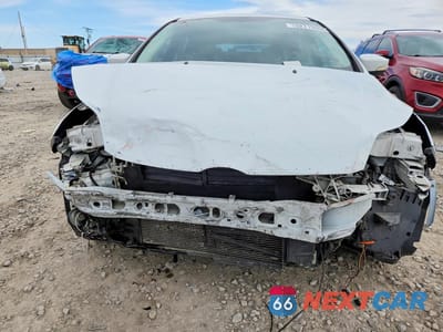 Piąte zdjęcie samochodu w środku: 2012 FORD FOCUS SEL VIN:1FAHP3M20CL393776 - miniatura