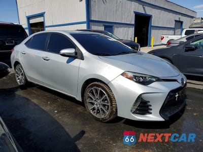 Czwarte zdjęcie samochodu z boku: 2017 TOYOTA COROLLA 50TH ANNIVERSARY SPECIAL EDITION VIN:5YFBURHE6HP637428 - miniatura