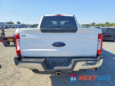 Zdjęcie 6 z 12 samochodu: 2018 FORD F250 SUPER DUTY VIN:1FT7W2A68JEB04185 - miniatura