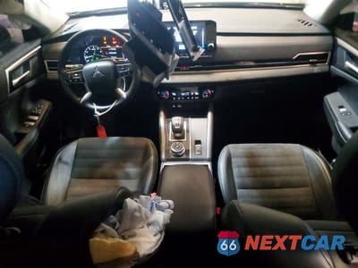 Zdjęcie 8 z 13 samochodu: 2024 MITSUBISHI OUTLANDER SE VIN:JA4J3VA89RZ056938 - miniatura