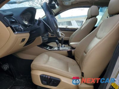 Zdjęcie 7 z 13 samochodu: 2017 BMW X3 XDRIVE28I VIN:5UXWX9C57H0T01120 - miniatura
