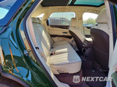 Zdjęcie 11 z 14 samochodu: 2023 BENTLEY BENTAYGA SPEED VIN:SJAAR2ZV9PC021377 - miniatura