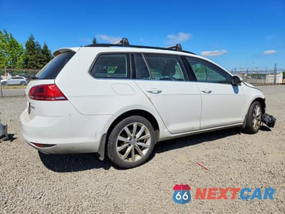 Trzecie zdjęcie samochodu z tyłu: 2017 VOLKSWAGEN GOLF SPORTWAGEN S VIN:3VWC17AU8HM514219 - miniatura