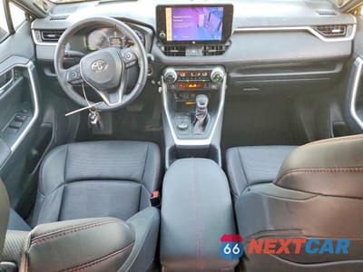 Zdjęcie 8 z 13 samochodu: 2024 TOYOTA RAV4 PRIME XSE VIN:JTMFB3FV8RD173375 - miniatura