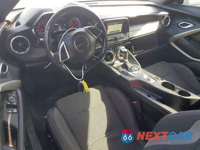 Zdjęcie 8 z 13 samochodu: 2018 CHEVROLET CAMARO LT VIN:1G1FB3DX4J0125266 - miniatura