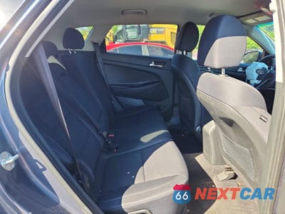 Zdjęcie 10 z 12 samochodu: 2021 HYUNDAI TUCSON SE VIN:KM8J23A45MU403077 - miniatura