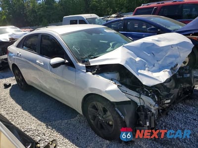 Czwarte zdjęcie samochodu z boku: 2022 HYUNDAI ELANTRA SEL VIN:5NPLS4AG4NH067866 - miniatura