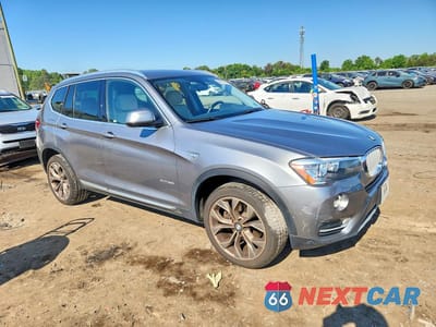 Czwarte zdjęcie samochodu z boku: 2017 BMW X3 XDRIVE28I VIN:5UXWX9C33H0W75660 - miniatura