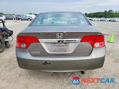 Zdjęcie 6 z 12 samochodu: 2008 HONDA CIVIC LX VIN:1HGFA15548L007157 - miniatura
