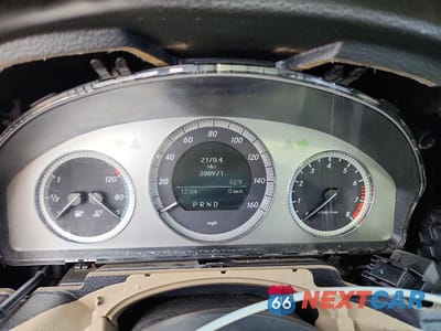 Zdjęcie 9 z 12 samochodu: 2010 MERCEDES-BENZ GLK 350 VIN:WDCGG5GB5AF412390 - miniatura