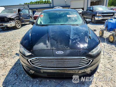 Piąte zdjęcie samochodu w środku: 2017 FORD FUSION S VIN:3FA6P0G71HR246307 - miniatura