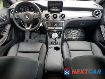 Zdjęcie 8 z 13 samochodu: 2020 MERCEDES-BENZ GLA 250 4MATIC VIN:WDCTG4GB8LJ665132 - miniatura