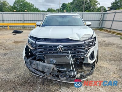 Piąte zdjęcie samochodu w środku: 2024 VOLKSWAGEN ATLAS CROSS SPORT SE VIN:1V2JE2CA7RC212894 - miniatura
