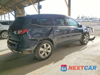 Trzecie zdjęcie samochodu z tyłu: 2016 CHEVROLET TRAVERSE LT VIN:1GNKRGKD3GJ291855 - miniatura