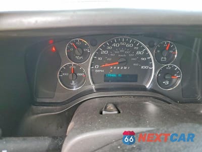 Zdjęcie 9 z 12 samochodu: 2021 CHEVROLET EXPRESS G2500 VIN:1GCWGAF72M1188729 - miniatura