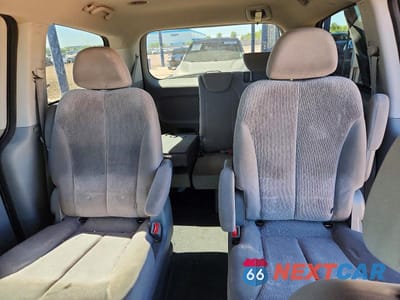 Zdjęcie 10 z 13 samochodu: 2011 KIA SEDONA LX VIN:KNDMG4C72B6371321 - miniatura