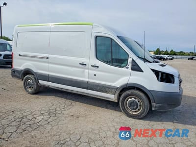 Czwarte zdjęcie samochodu z boku: 2017 FORD TRANSIT T-250 VIN:1FTYR2CM0HKA61450 - miniatura