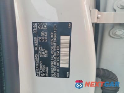 Zdjęcie 12 z 12 samochodu: 2023 VOLVO XC40 PLUS VIN:YV4L12UNXP2114157 - miniatura