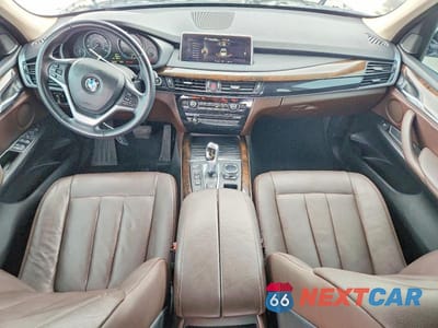Zdjęcie 8 z 13 samochodu: 2014 BMW X5 XDRIVE35D VIN:5UXKS4C52E0J96269 - miniatura