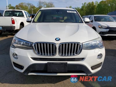 Piąte zdjęcie samochodu w środku: 2016 BMW X3 XDRIVE28I VIN:5UXWX9C53G0D75250 - miniatura