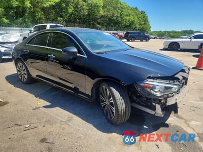 Czwarte zdjęcie samochodu z boku: 2023 MERCEDES-BENZ CLA 250 VIN:W1K5J4GB2PN394069 - miniatura